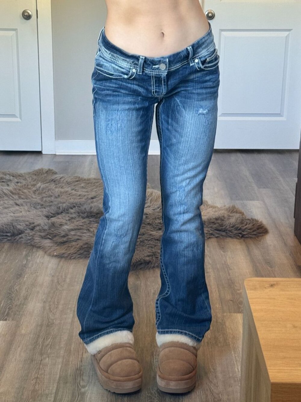 BKE Sabrina Distressed Low Rise Bootcut Jeans Womens 29L Western Cowgirl Grunge